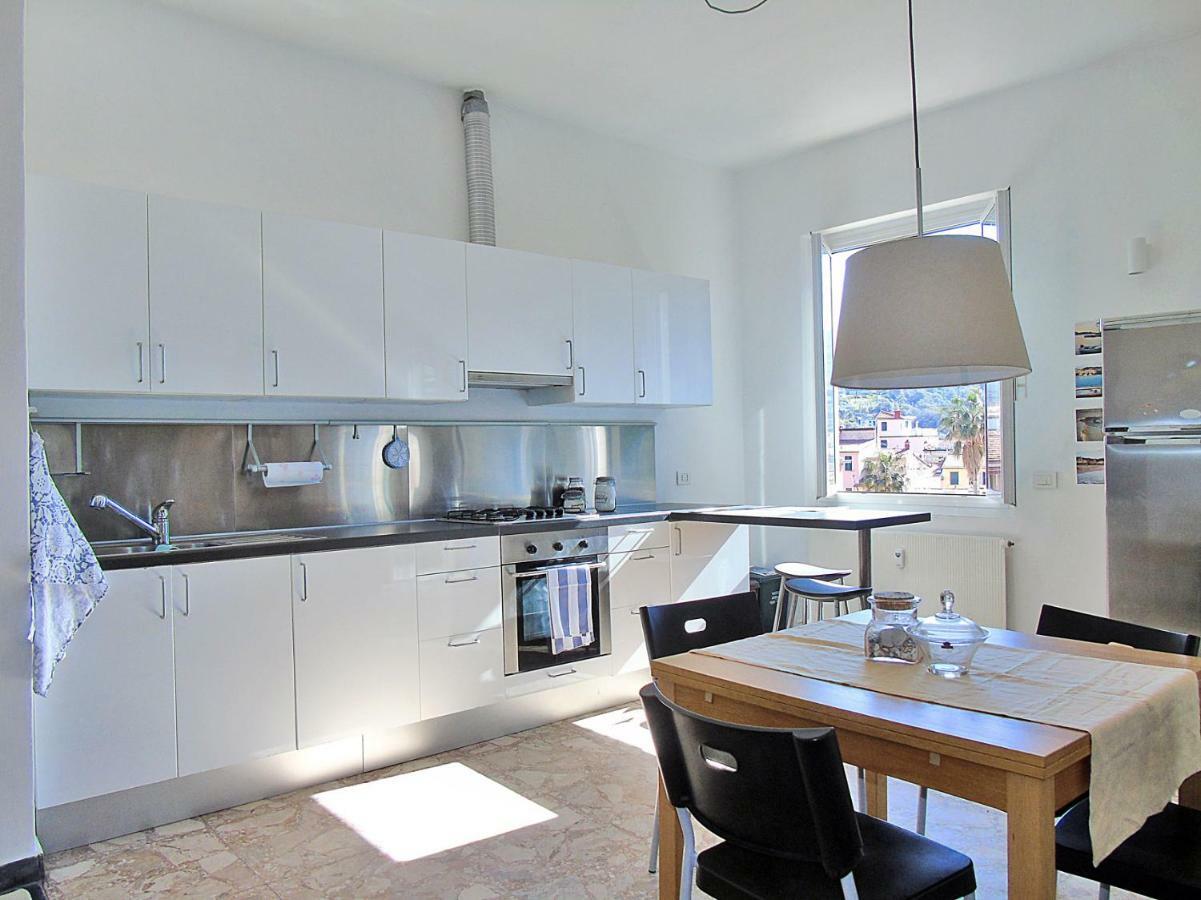 Il Mare A Due Passi Apartman Lerici Kültér fotó