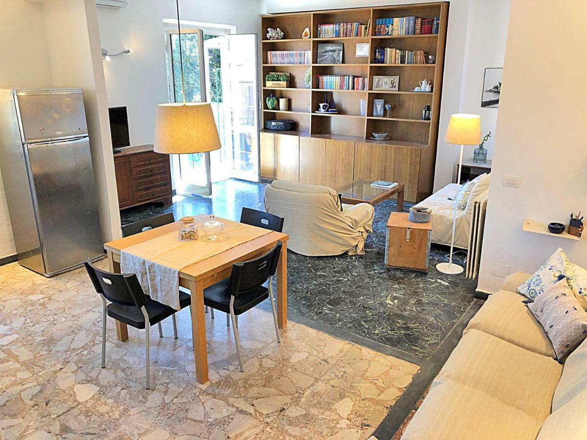 Il Mare A Due Passi Apartman Lerici Kültér fotó